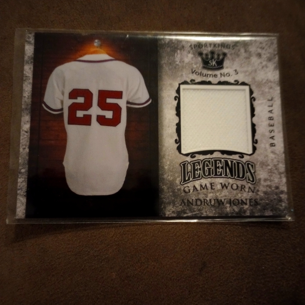 Andrew Jones 2021 Sportskings Legends Patch Insert MINT-GEM CONDITION